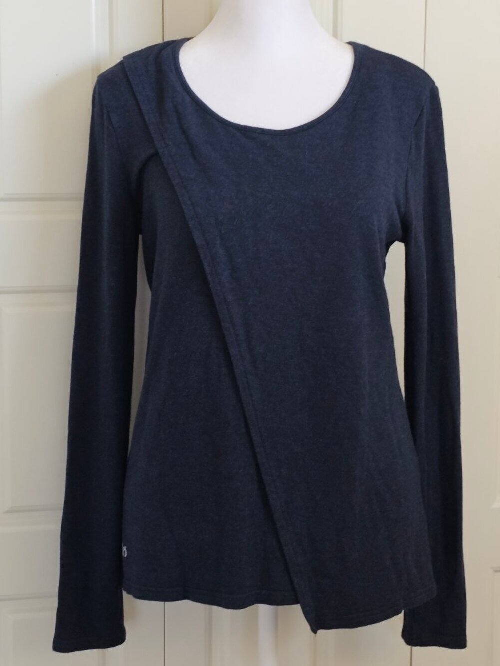 Alo Yoga Kira Navy Blue Wrap Front Long Sleeve Scoop Neck Top Women's M